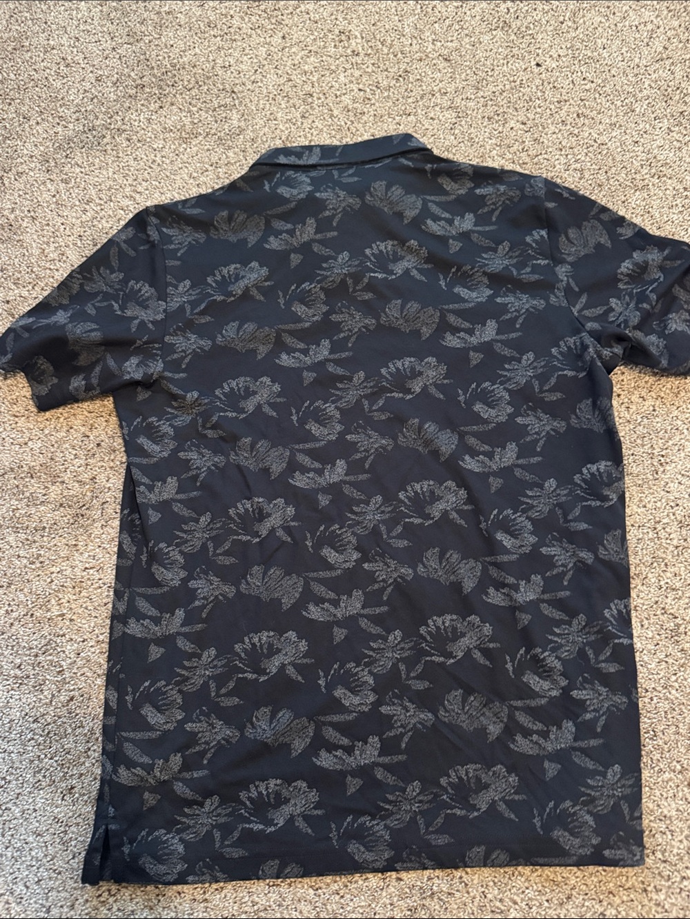 Travis Mathew Black Floral All-over-print Polo size L- Royal Troon Embroidered - Picture 6 of 6